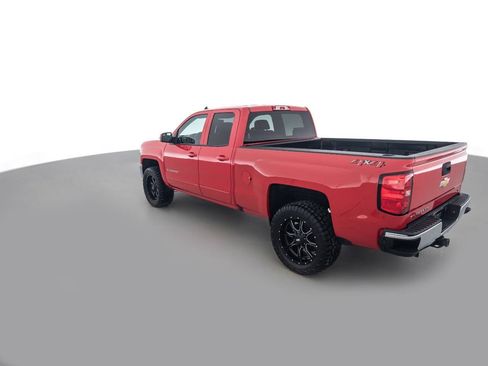 Used 2018 Chevrolet Silverado 1500 LT AWD/4WD image 6
