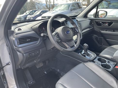 Used 2025 Subaru Forester Limited image 6