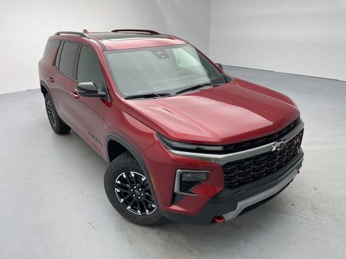 New 2025 Chevrolet Traverse Z71 image 2