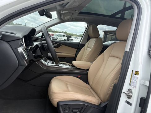 Used 2021 Audi Q7 3.0T Premium w/ Convenience Package AWD/4WD image 11