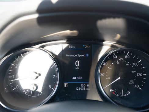 Used 2018 Nissan Rogue SV image 35