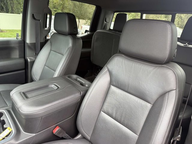 Used 2021 Chevrolet Silverado 1500 RST w/ Redline Edition AWD/4WD image 11