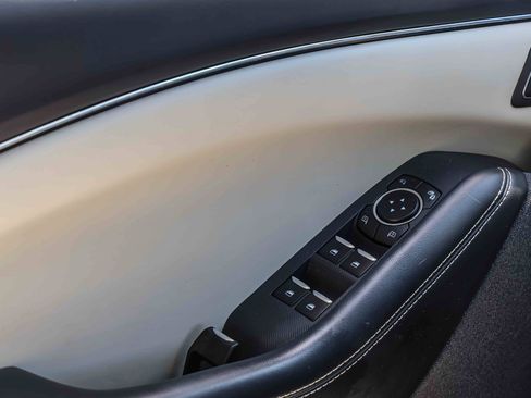 Used 2021 Ford Mustang Mach-E Premium AWD/4WD image 15