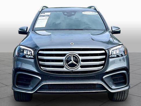 Used 2025 Mercedes-Benz GLS 450 4MATIC image 4