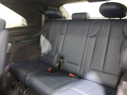 New 2025 Cadillac Escalade IQ Luxury 2 image 29