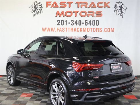 Used 2023 Audi Q3 2.0T Premium Plus w/ Premium Plus Package image 4