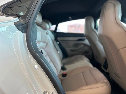 Used 2024 Porsche Taycan image 20