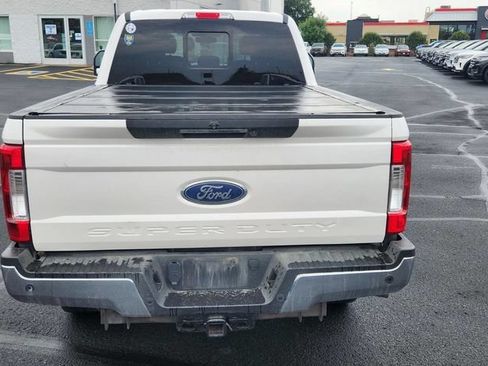 Used 2018 Ford F250 Lariat w/ Lariat Ultimate Package AWD/4WD image 4