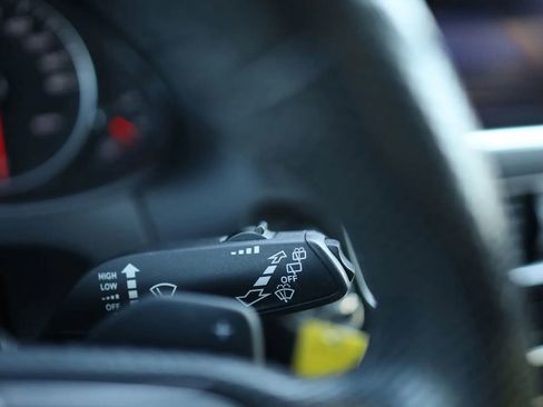 Used 2015 Audi Q5 3.0T Premium Plus image 24