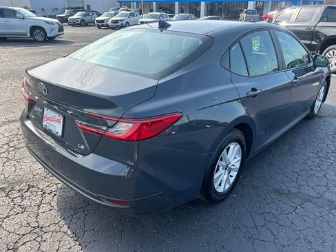Used 2026 Toyota Camry LE FWD image 5