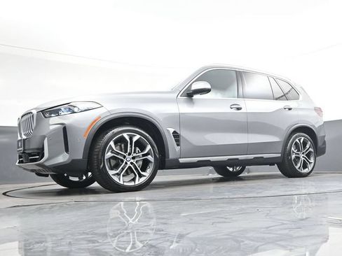 Used 2026 BMW X5 sDrive40i w/ Climate Comfort Package RWD image 37
