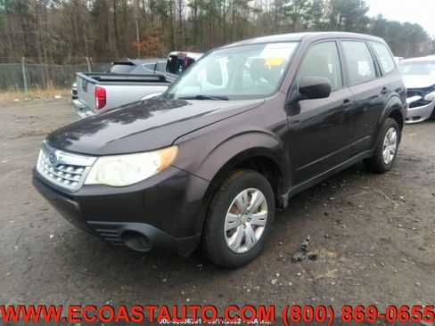 Used 2013 Subaru Forester 2.5X w/ Popular Pkg 1 image 3