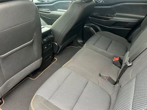 Used 2023 GMC Acadia AT4 image 12