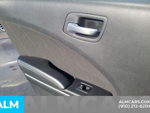 Used 2023 Dodge Charger SXT image 23