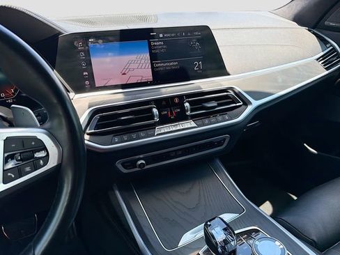Used 2022 BMW X7 M50i w/ Dynamic Handling Package AWD/4WD image 30