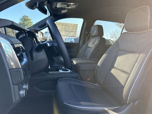 New 2026 GMC Yukon XL Elevation image 12