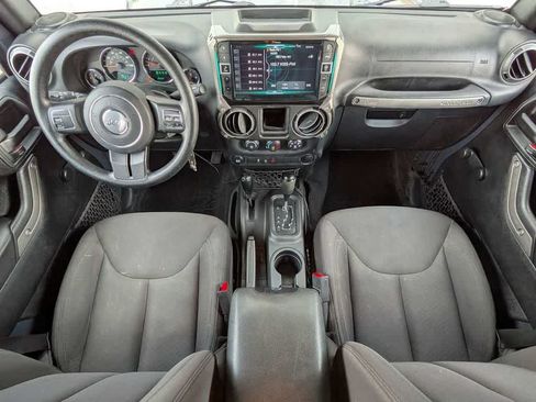 Used 2017 Jeep Wrangler Unlimited Sport AWD/4WD image 27