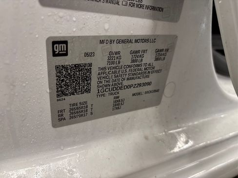 Used 2023 Chevrolet Silverado 1500 LT image 17