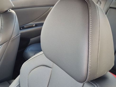 New 2026 Hyundai Elantra Limited FWD image 12