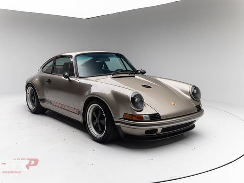 Used 1991 Porsche 911 Carrera image 1