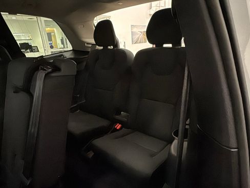 Used 2025 Volvo XC90 B6 Plus image 29