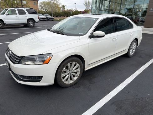Used 2013 Volkswagen Passat 2.5 SEL FWD image 1