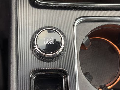 Used 2022 Lincoln Corsair Reserve w/ Sport Package image 28