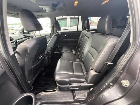 Used 2020 Honda Pilot Touring image 28