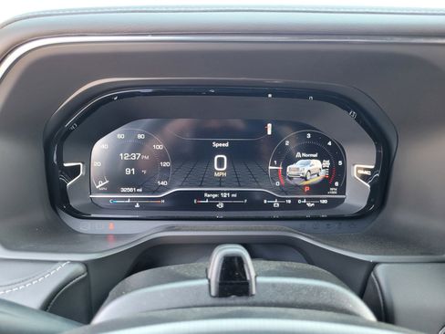 Used 2024 GMC Yukon Denali Ultimate image 23