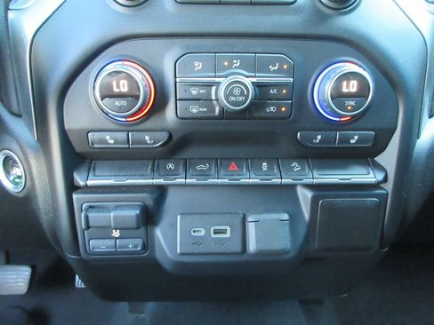 Certified 2019 Chevrolet Silverado 1500 LT w/ All-Star Edition AWD/4WD image 31