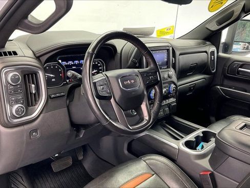 Used 2020 GMC Sierra 1500 AT4 w/ Off-Road Performance Package image 14