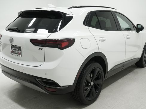 Used 2023 Buick Envision Essence w/ Sport Touring Package FWD image 4