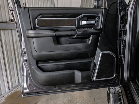 Used 2022 RAM 3500 Laramie image 44