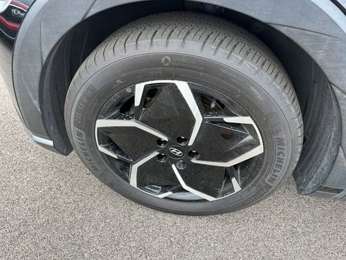 Used 2024 Hyundai Ioniq 5 SEL image 8