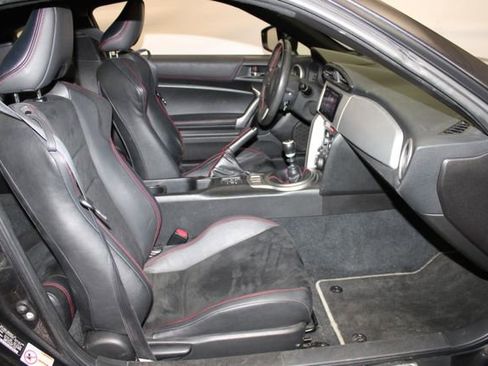 Used 2013 Subaru BRZ Limited w/ Protection Pkg 1 RWD image 9