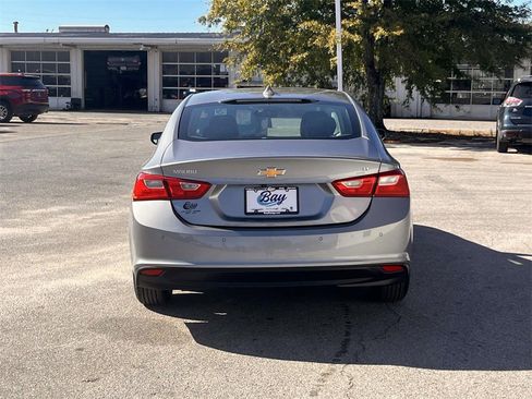 Used 2024 Chevrolet Malibu LT image 4