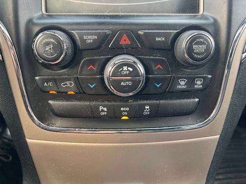 Used 2015 Jeep Grand Cherokee Limited w/ Trailer Tow Group IV AWD/4WD image 16