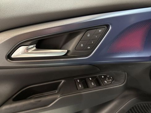 New 2026 Chevrolet Equinox EV LT w/ Convenience Package II image 21