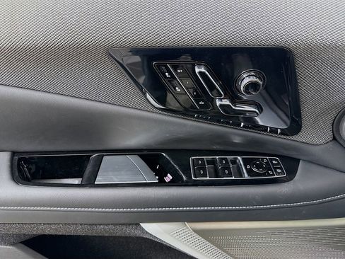 New 2026 Cadillac Optiq Luxury 1 w/ LPO, Floor Liner Package AWD/4WD image 18