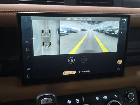 Used 2022 Land Rover Defender 110 X image 22