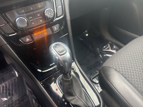 Used 2022 Buick Encore Preferred w/ Safety Package image 20