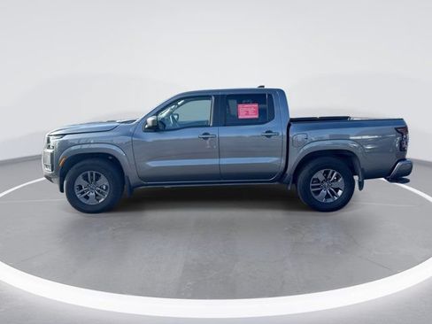 Certified 2025 Nissan Frontier SV RWD image 8