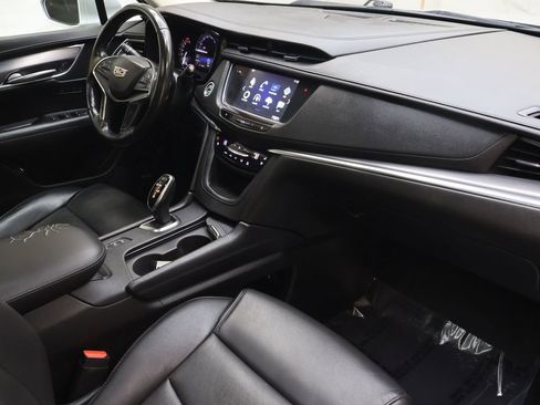 Used 2019 Cadillac XT5 Premium Luxury AWD/4WD image 11