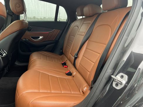 Used 2022 Mercedes-Benz GLC 300 4MATIC Coupe image 22