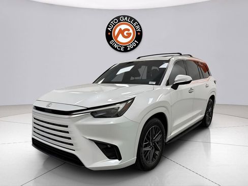 Used 2024 Lexus TX 350 FWD w/ Captains Chair Package image 3