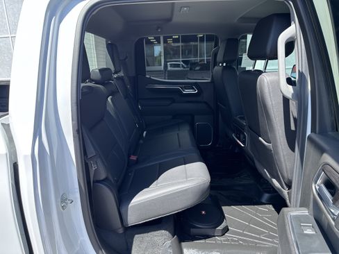 Used 2023 Chevrolet Silverado 1500 LTZ AWD/4WD image 14