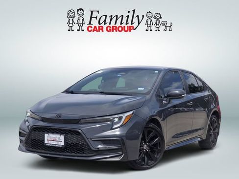 Used 2023 Toyota Corolla SE FWD image 1