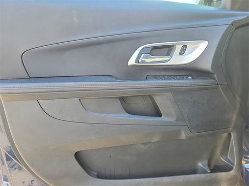 Used 2016 Chevrolet Equinox LT w/ Convenience Package image 15