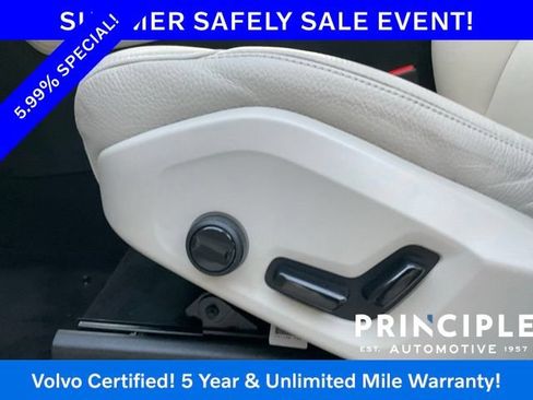 Certified 2024 Volvo XC90 T8 Plus w/ Protection Package Premier AWD/4WD image 19