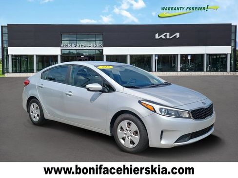 Used 2018 Kia Forte LX FWD image 1